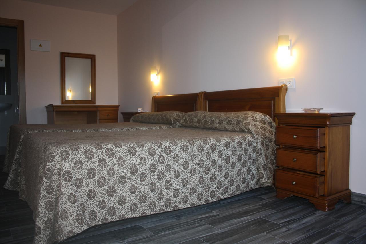 Hotel Lupa San Juan de Pinera Buitenkant foto
